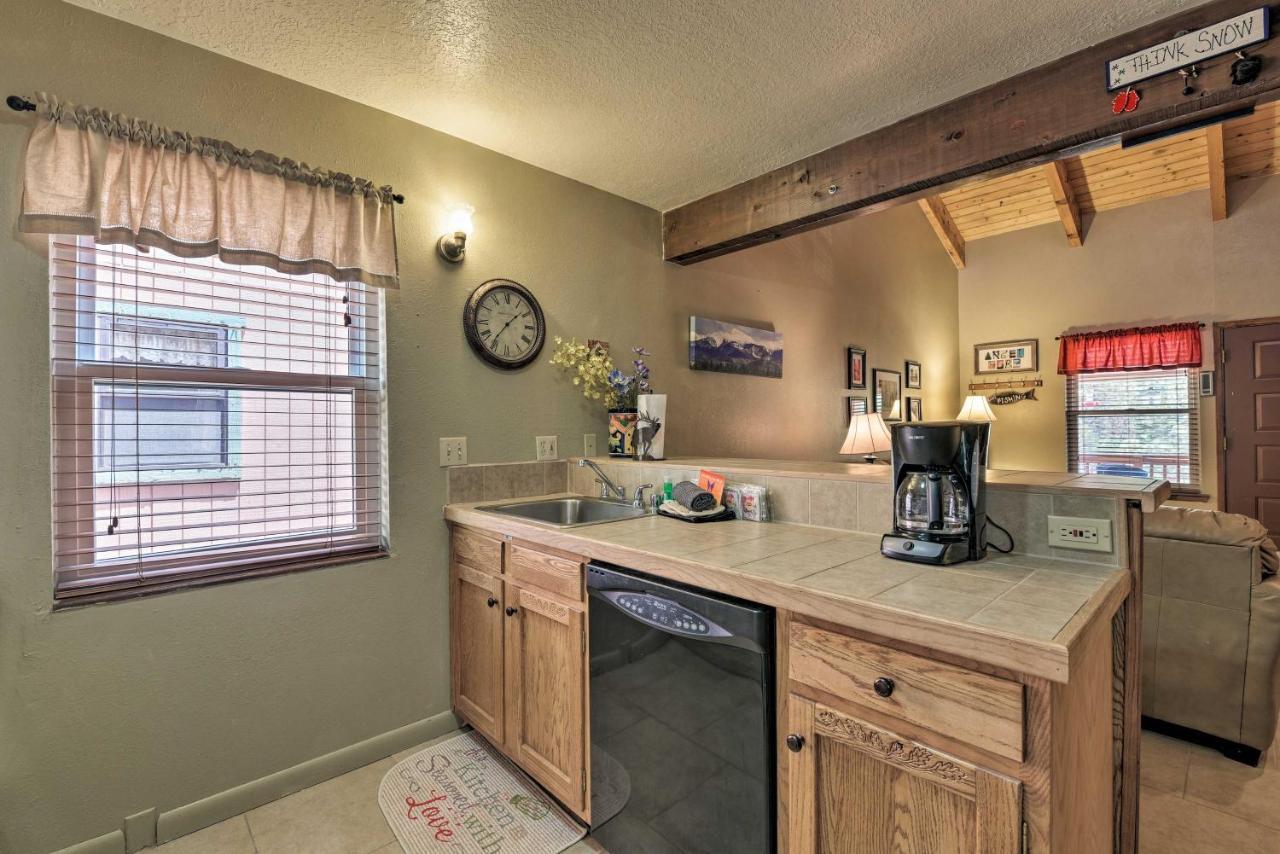 Condo With Grill Access Close To Angel Fire Resort Exteriér fotografie